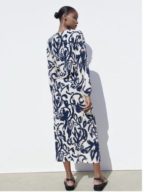 Zara Navy and Cream Abstract Print Maxi Dress